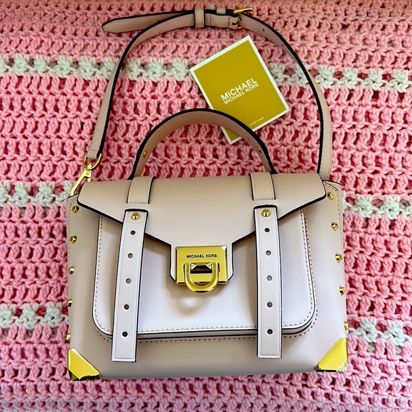 BRAND NEW Michael Kors Leather Pink MANHATTAN Purse with strap